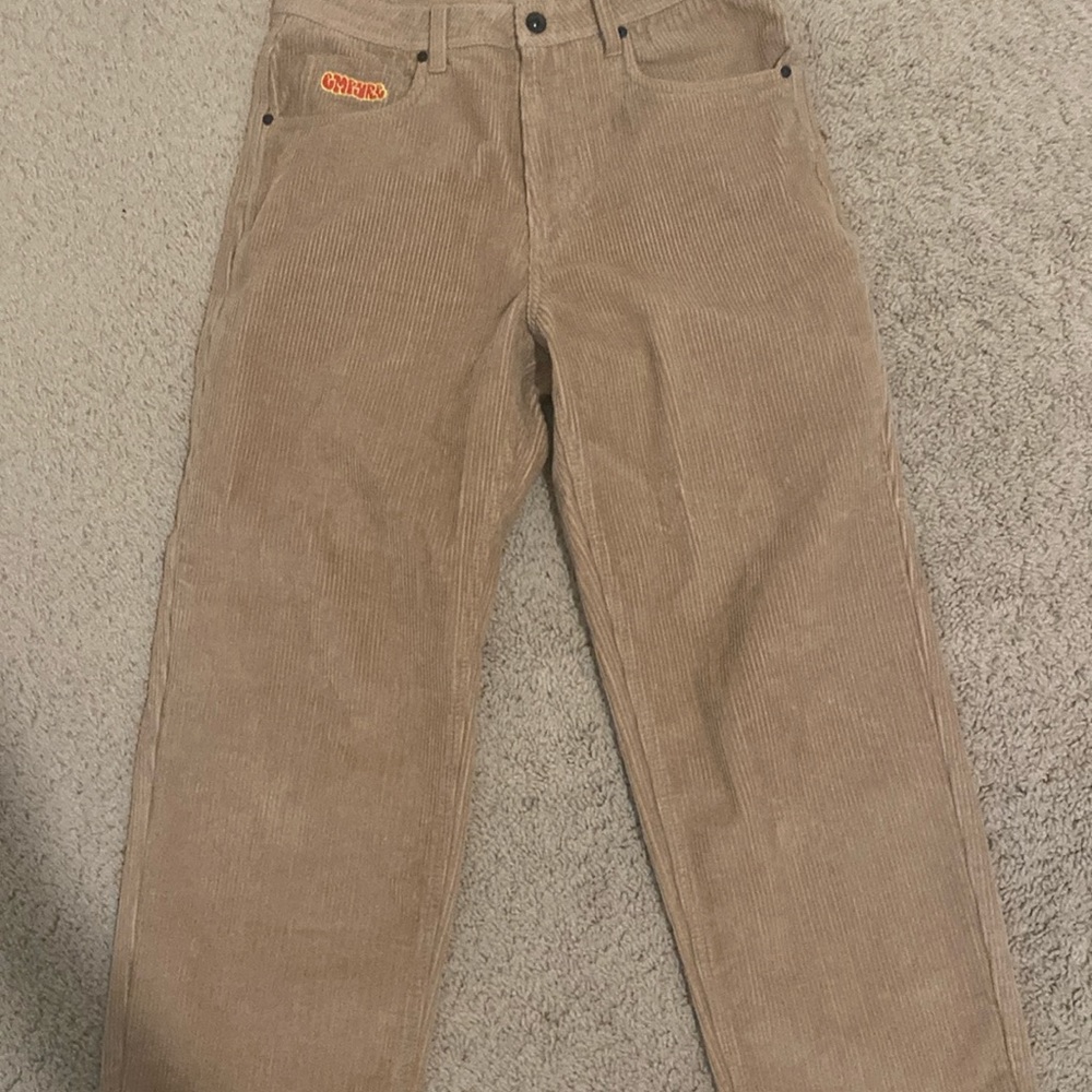 Baggy pants